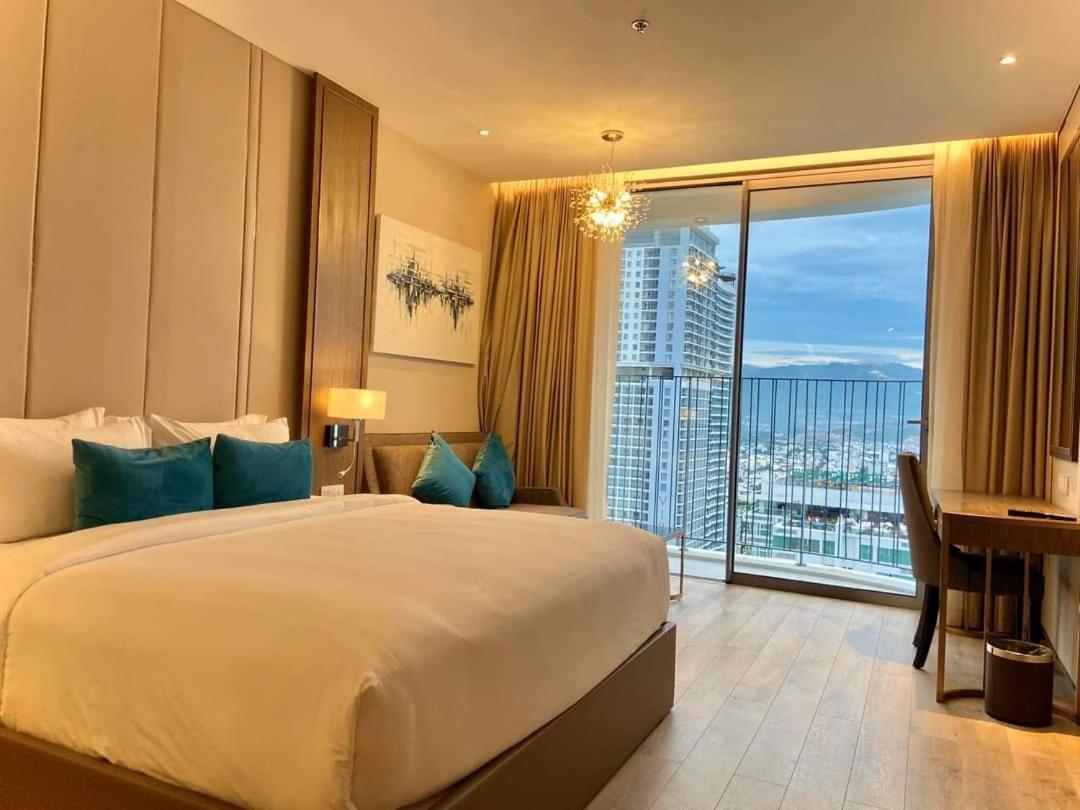 Panorama Oceanfront Suite Nha Trang Exterior photo